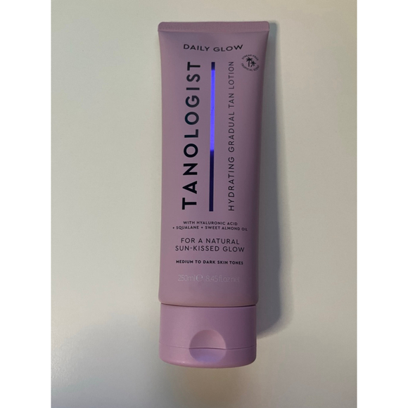 Women's Tanologist Daily Glow Hydrating Gradual Tan Lotion Lavender One Size - Picture 1 of 5
